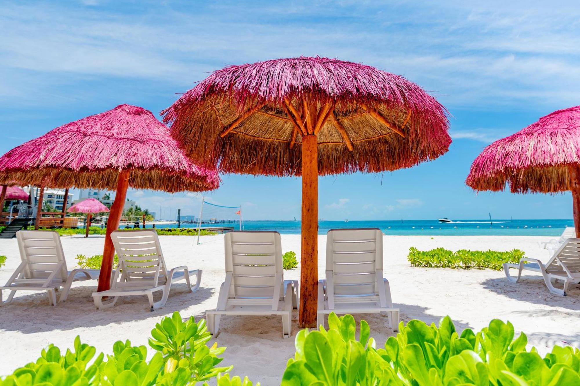 Oasis Palm Hotel Cancun Exterior photo