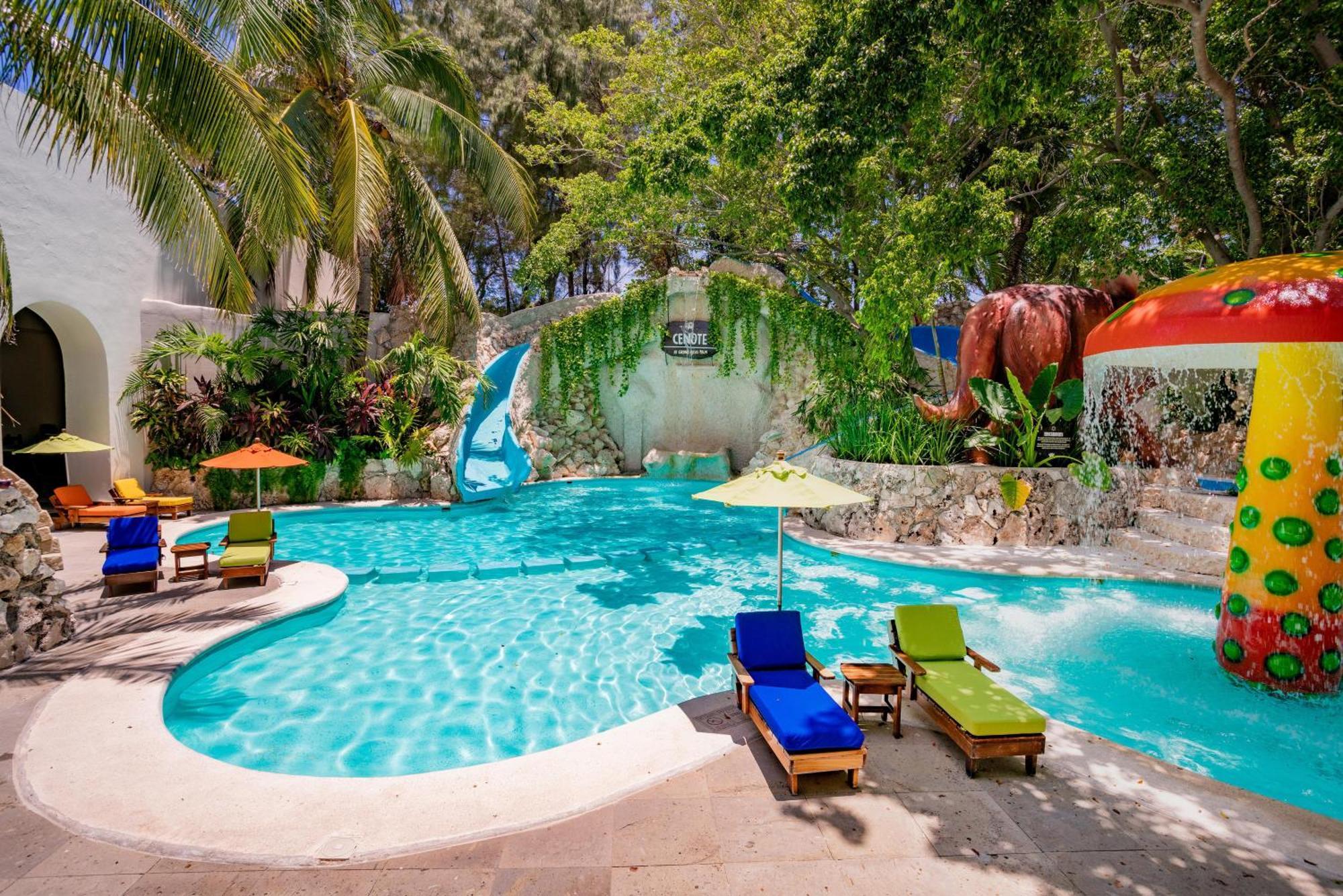 Oasis Palm Hotel Cancun Exterior photo