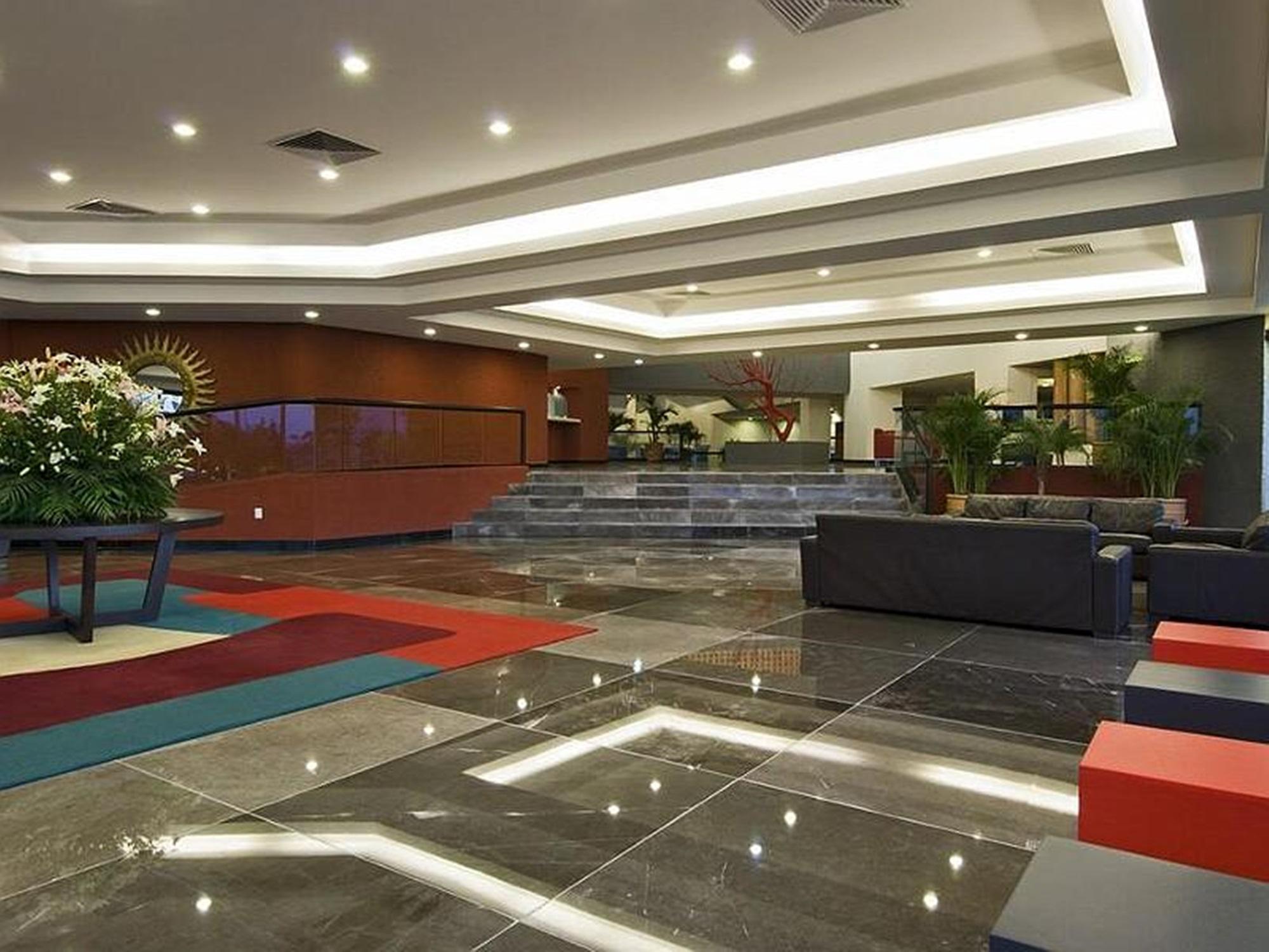 Oasis Palm Hotel Cancun Exterior photo